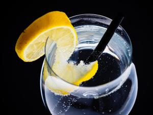 how to prevent elderly dehydration